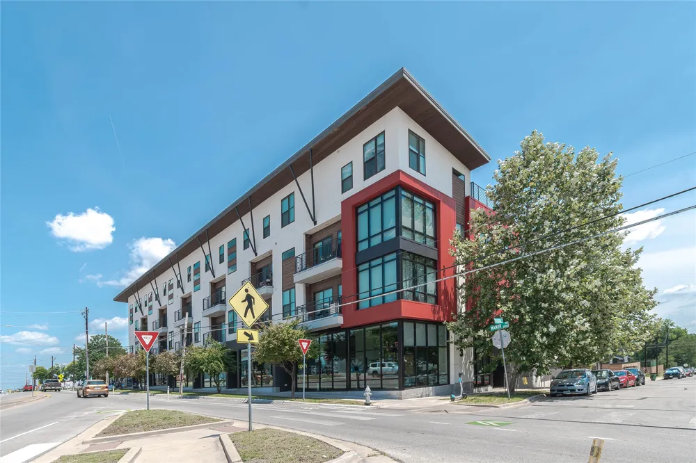 2213 Poquito Street #225 Austin, TX 78722