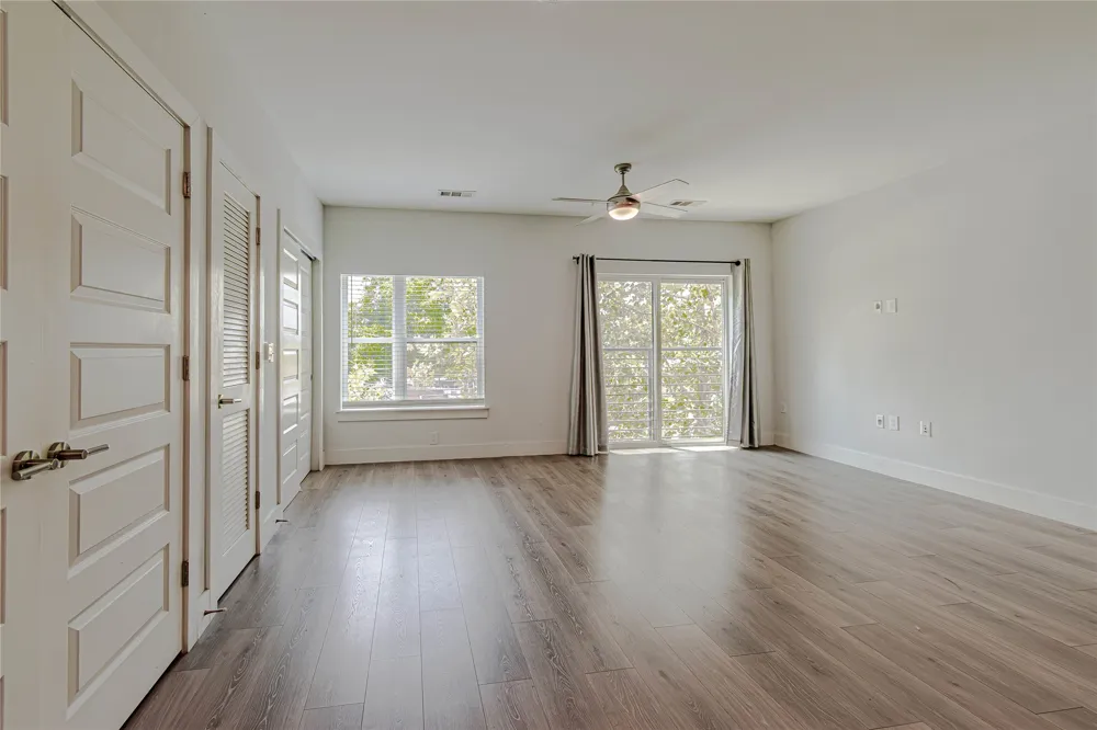 2213 Poquito Street #225 Austin, TX 78722