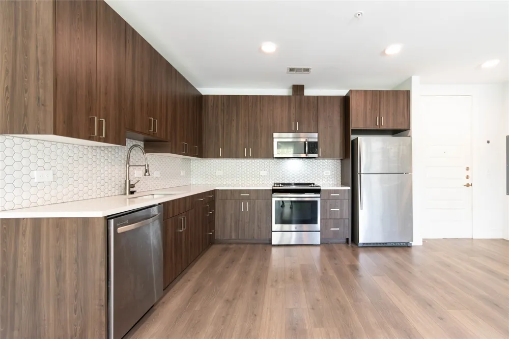 2213 Poquito Street #225 Austin, TX 78722