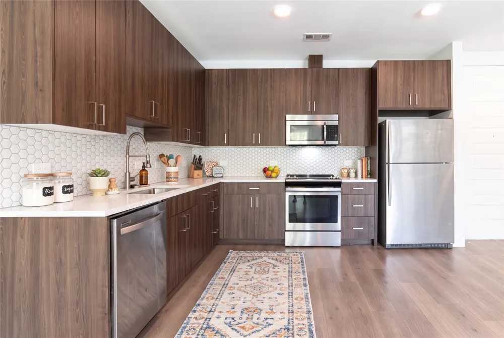 2213 Poquito Street #225 Austin, TX 78722