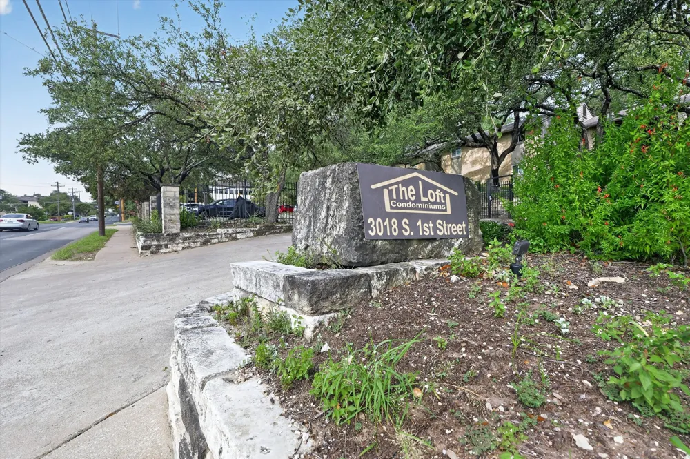 3018 S 1st Street #205 Austin, TX 78704