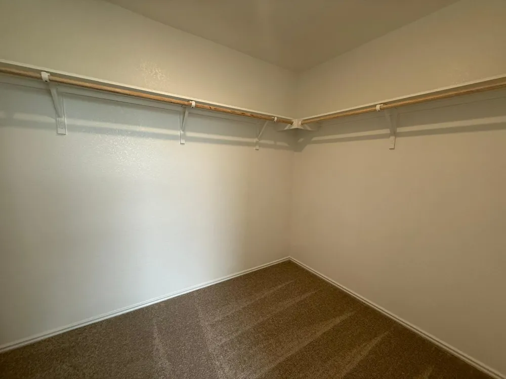 117 Alamito Avenue Kyle, TX 78640