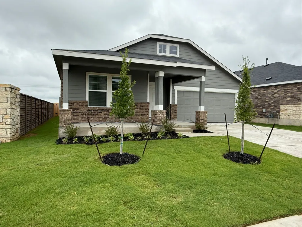 117 Alamito Avenue Kyle, TX 78640