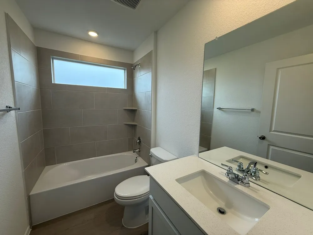 117 Alamito Avenue Kyle, TX 78640