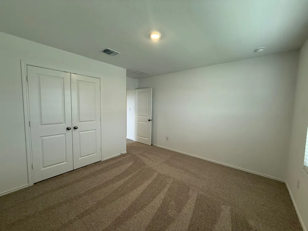 117 Alamito Avenue Kyle, TX 78640