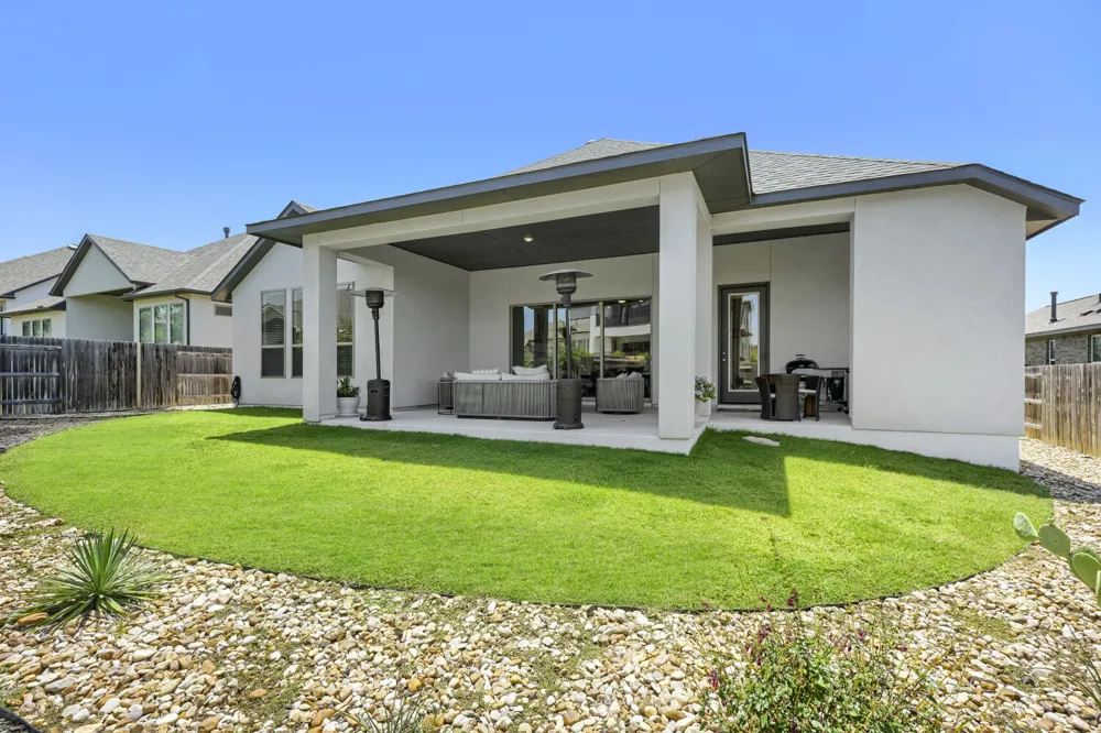 342 Bridge Water Loop Dripping Springs, TX 78620