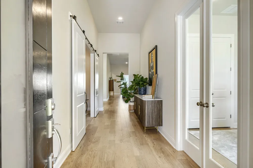 342 Bridge Water Loop Dripping Springs, TX 78620