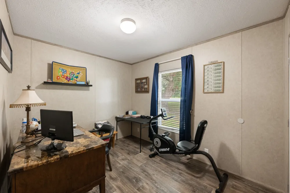 7092 FM 621 Martindale, TX 78655