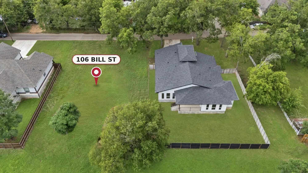 106 Bill Street Elgin, TX 78621