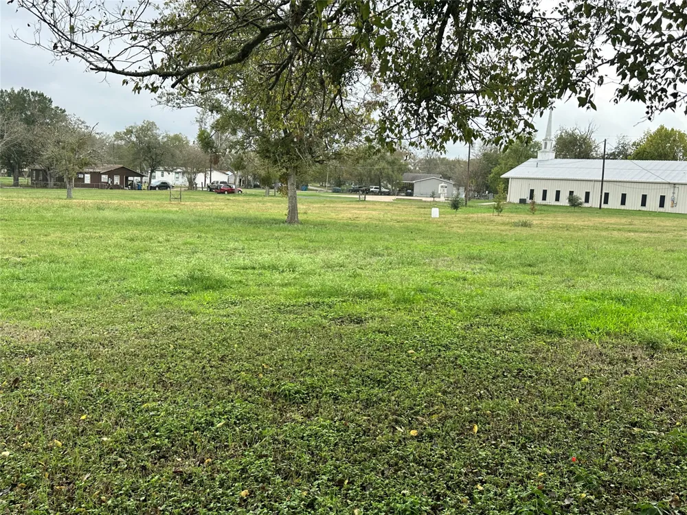106 Bill Street Elgin, TX 78621