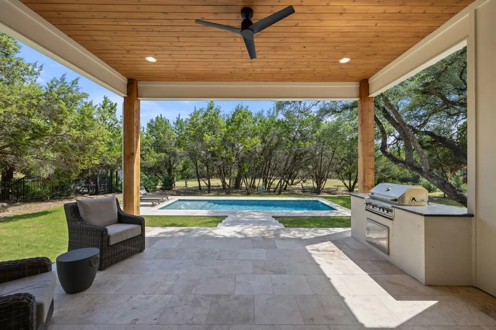1362 Flint Rock Loop Driftwood, TX 78619