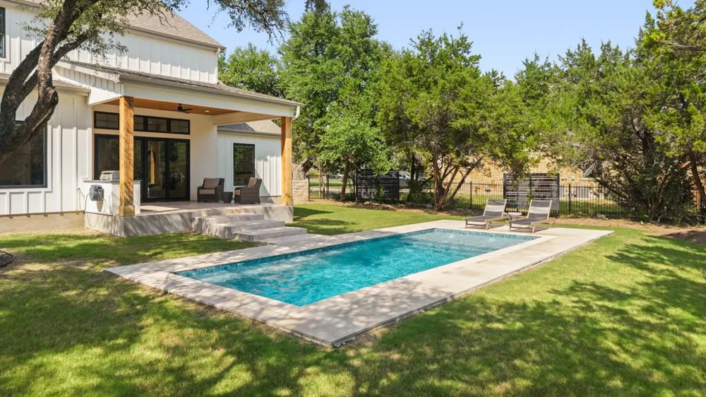 1362 Flint Rock Loop Driftwood, TX 78619