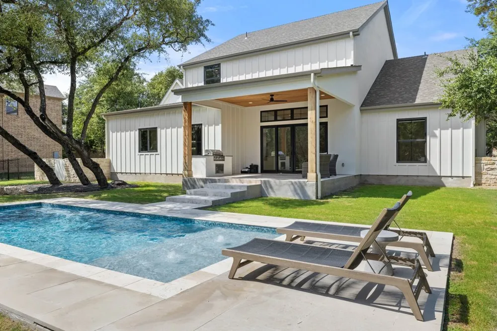 1362 Flint Rock Loop Driftwood, TX 78619
