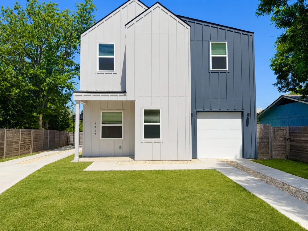 1212 Lily Terrace #1 Austin, TX 78741