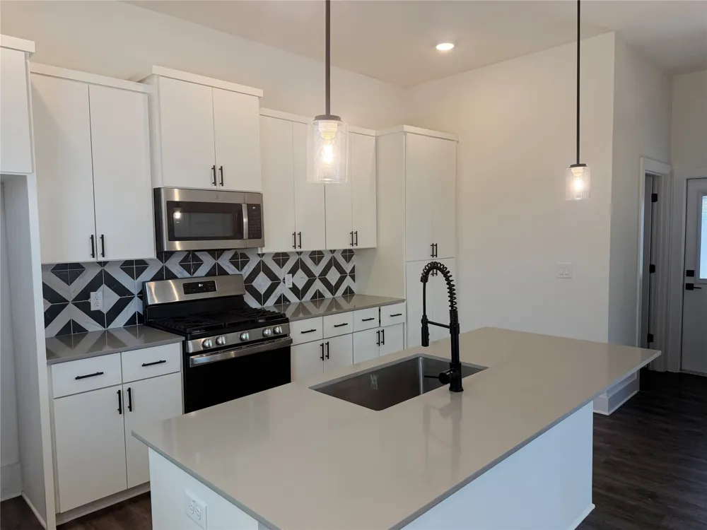 1212 Lily Terrace #1 Austin, TX 78741