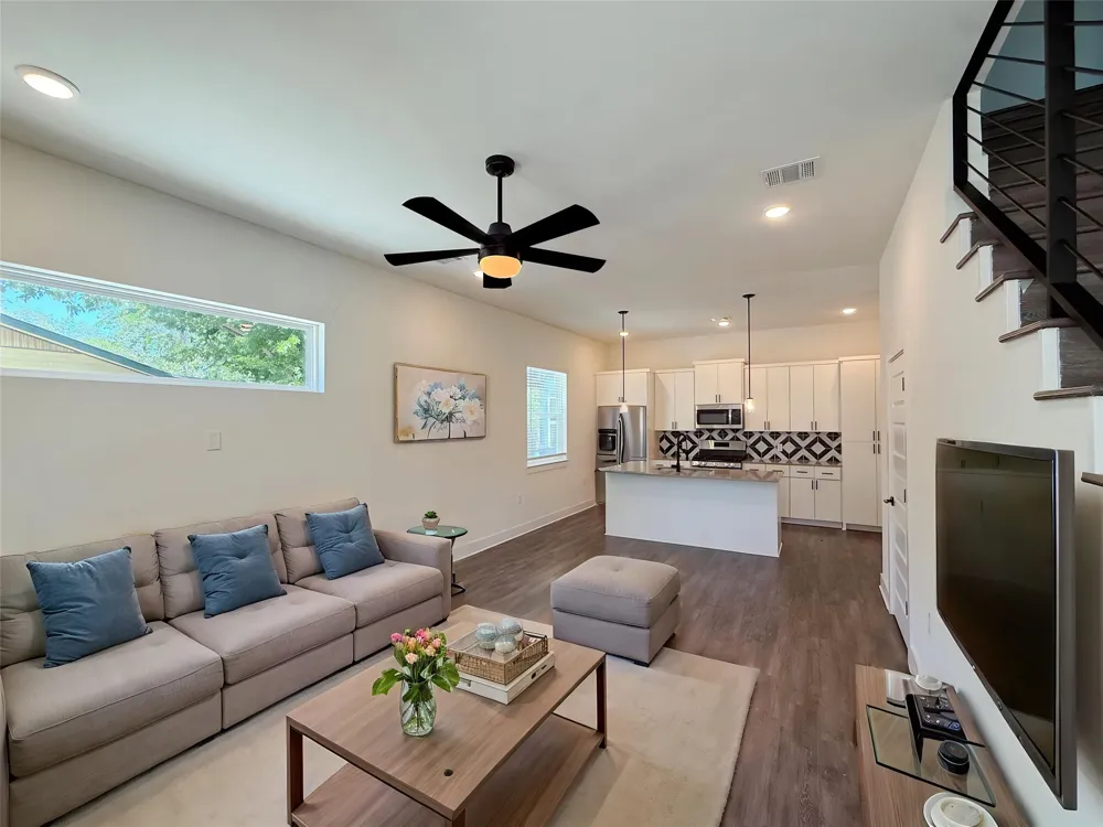 1212 Lily Terrace #1 Austin, TX 78741