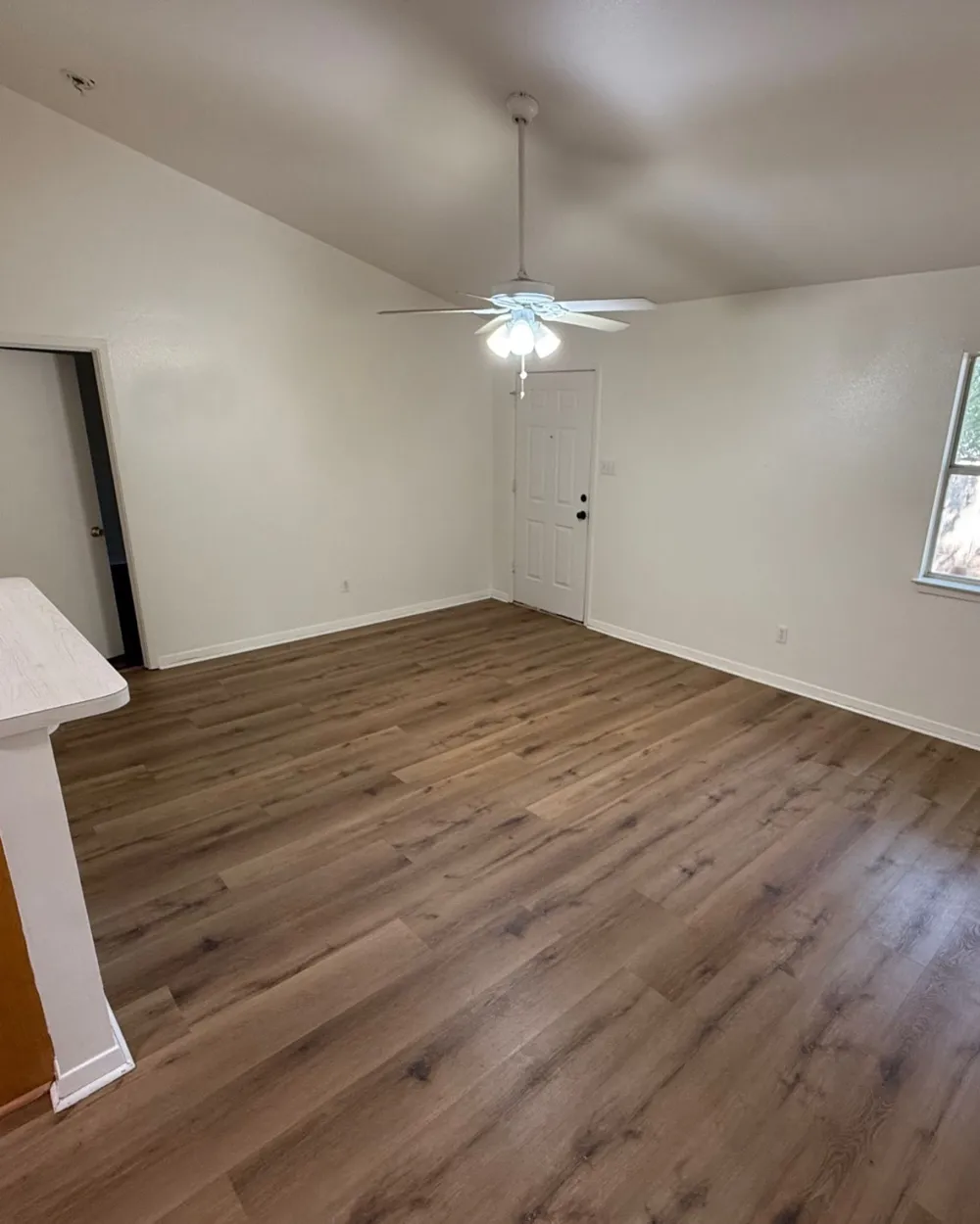 8117 WILLET TRAIL #A Austin, TX 78745