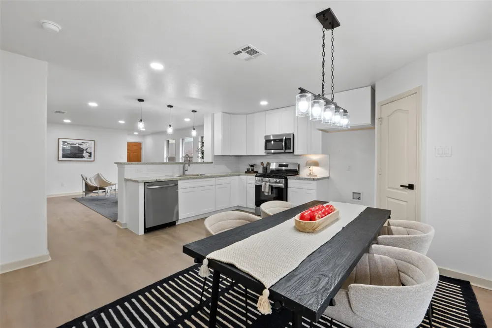 11341 Church Canyon Drive Austin, TX 78754