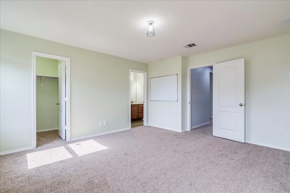 270 Cushman Drive Kyle, TX 78640