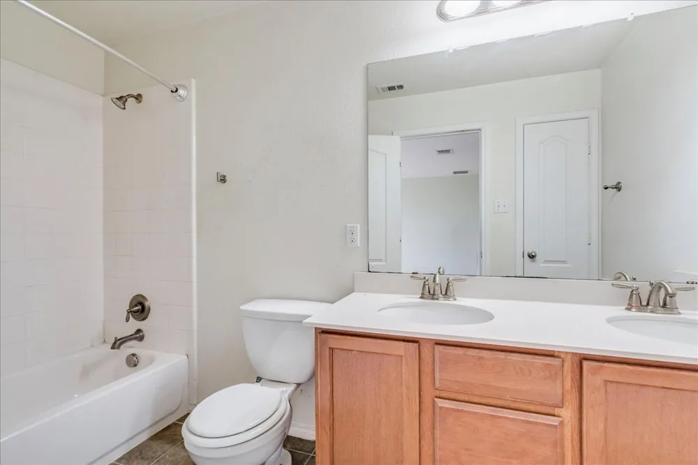 270 Cushman Drive Kyle, TX 78640
