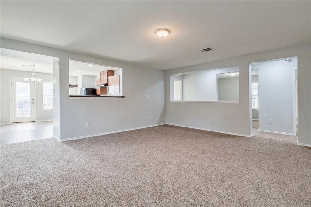 270 Cushman Drive Kyle, TX 78640