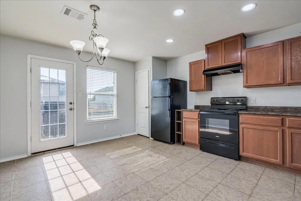 270 Cushman Drive Kyle, TX 78640