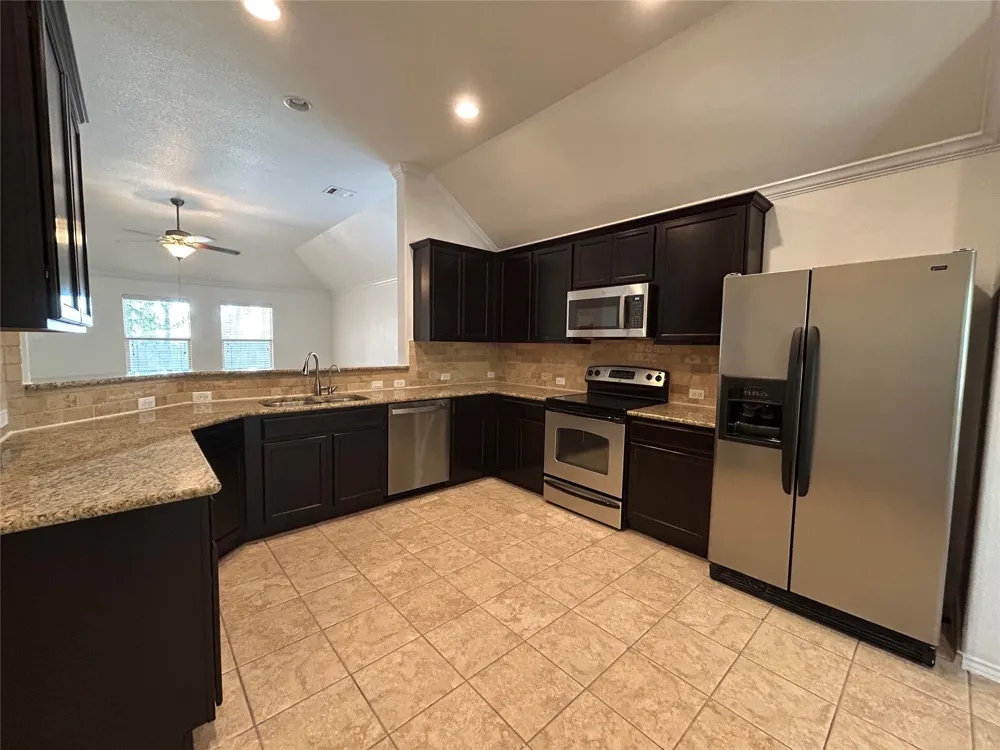 629 Boone Valley Drive Round Rock, TX 78664