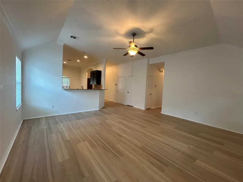 629 Boone Valley Drive Round Rock, TX 78664