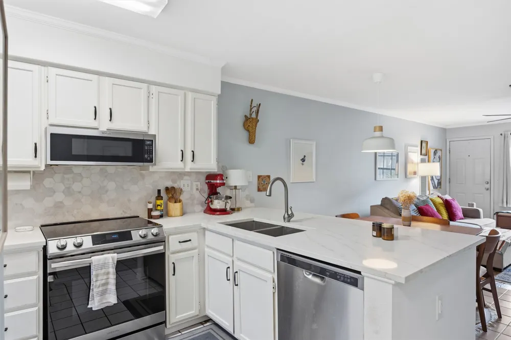 2215 Post Road #1018 Austin, TX 78704