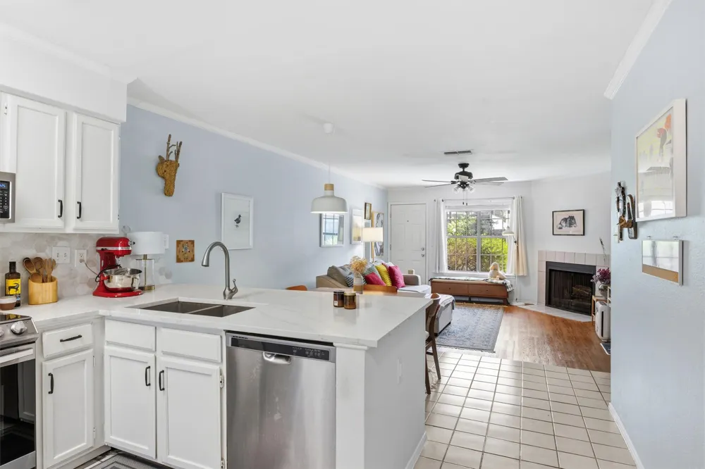 2215 Post Road #1018 Austin, TX 78704