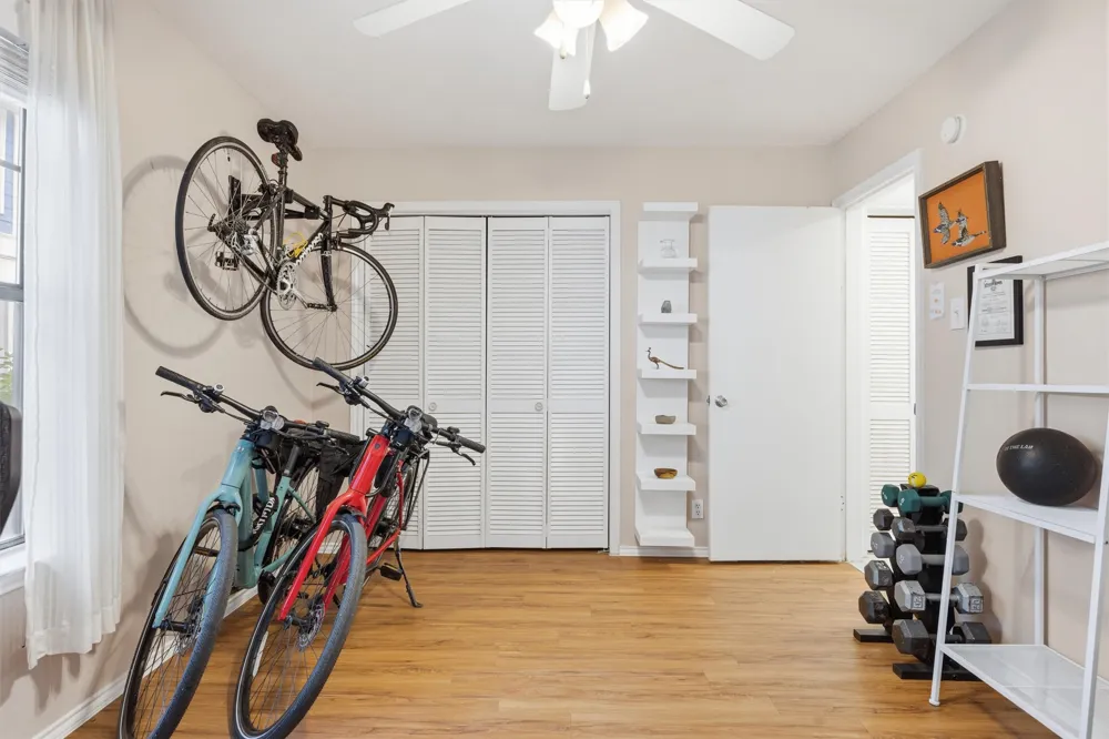 2215 Post Road #1018 Austin, TX 78704