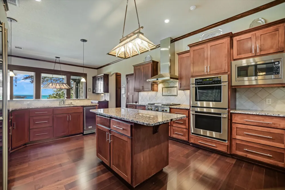 2803 Ranch Road 2831 Horseshoe Bay, TX 78657