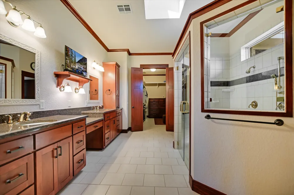 2803 Ranch Road 2831 Horseshoe Bay, TX 78657