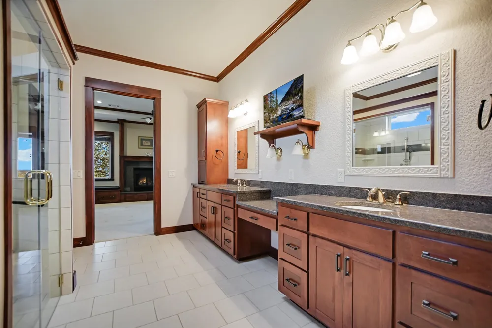 2803 Ranch Road 2831 Horseshoe Bay, TX 78657