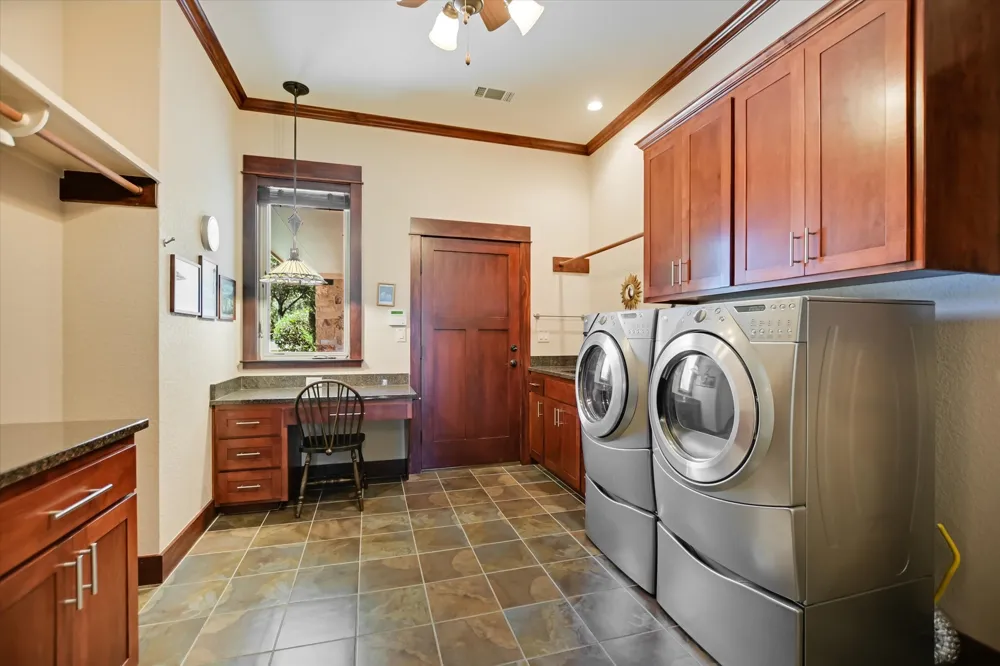 2803 Ranch Road 2831 Horseshoe Bay, TX 78657