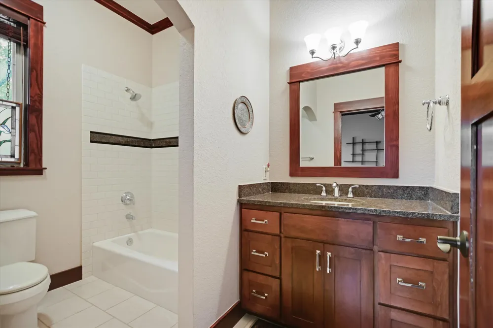 2803 Ranch Road 2831 Horseshoe Bay, TX 78657