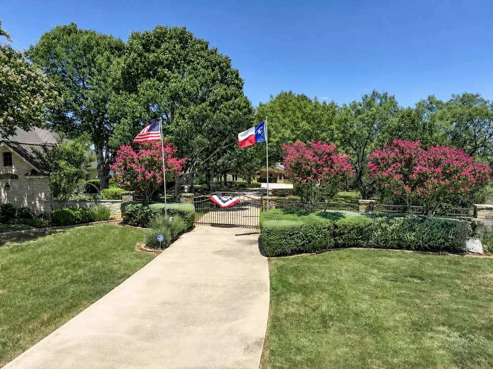 2803 Ranch Road 2831 Horseshoe Bay, TX 78657
