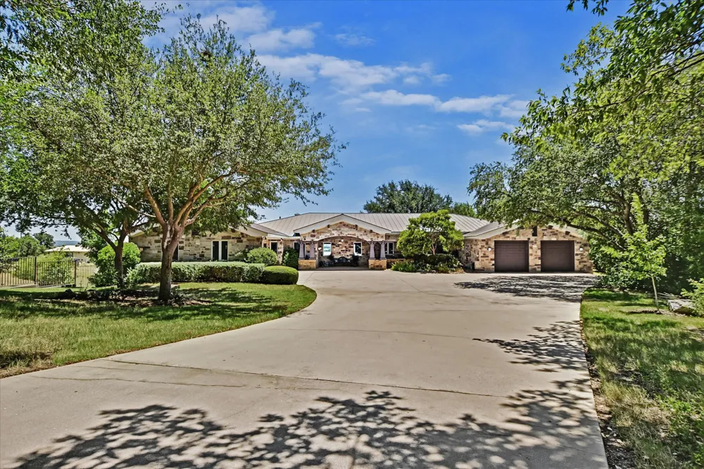 2803 Ranch Road 2831 Horseshoe Bay, TX 78657