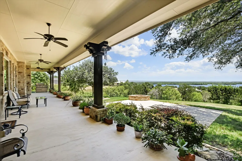 2803 Ranch Road 2831 Horseshoe Bay, TX 78657