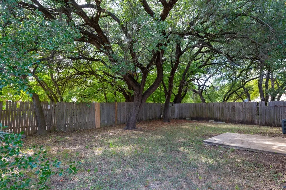 8807 Pineridge Drive #A Austin, TX 78729