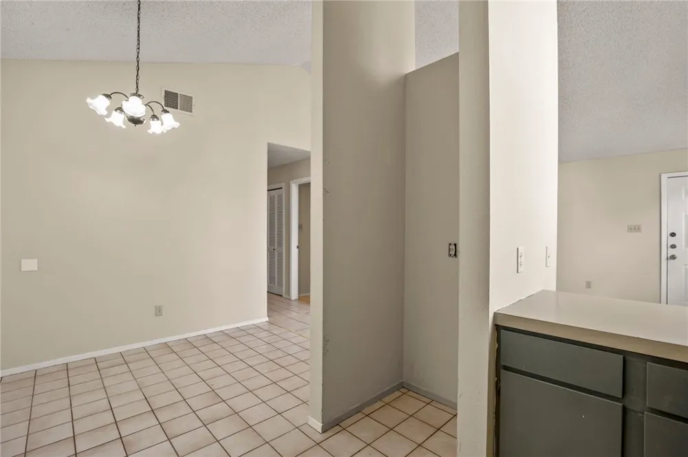 8807 Pineridge Drive #A Austin, TX 78729