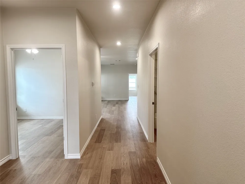 401 CR 306 #A Jarrell, TX 76537