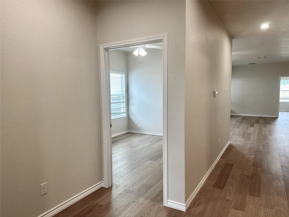 401 CR 306 #A Jarrell, TX 76537
