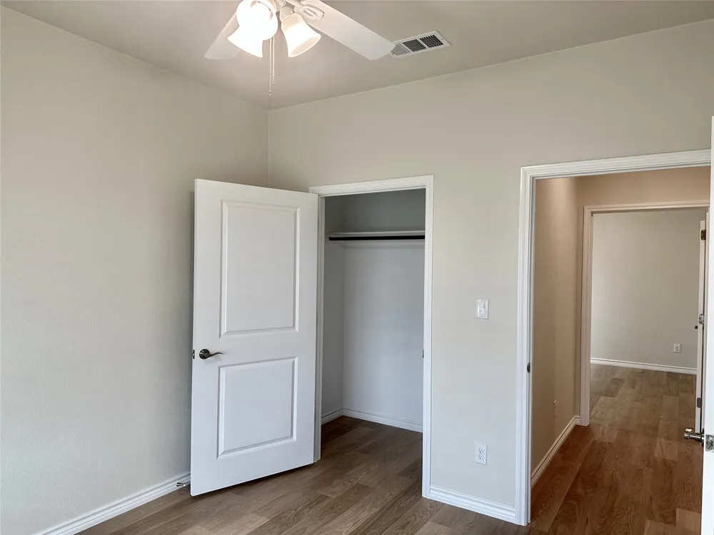 401 CR 306 #A Jarrell, TX 76537