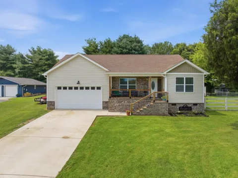 595 New Union Circle