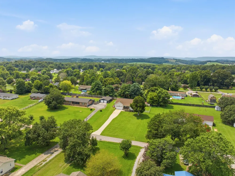 595 New Union Circle Dayton, TN 37321