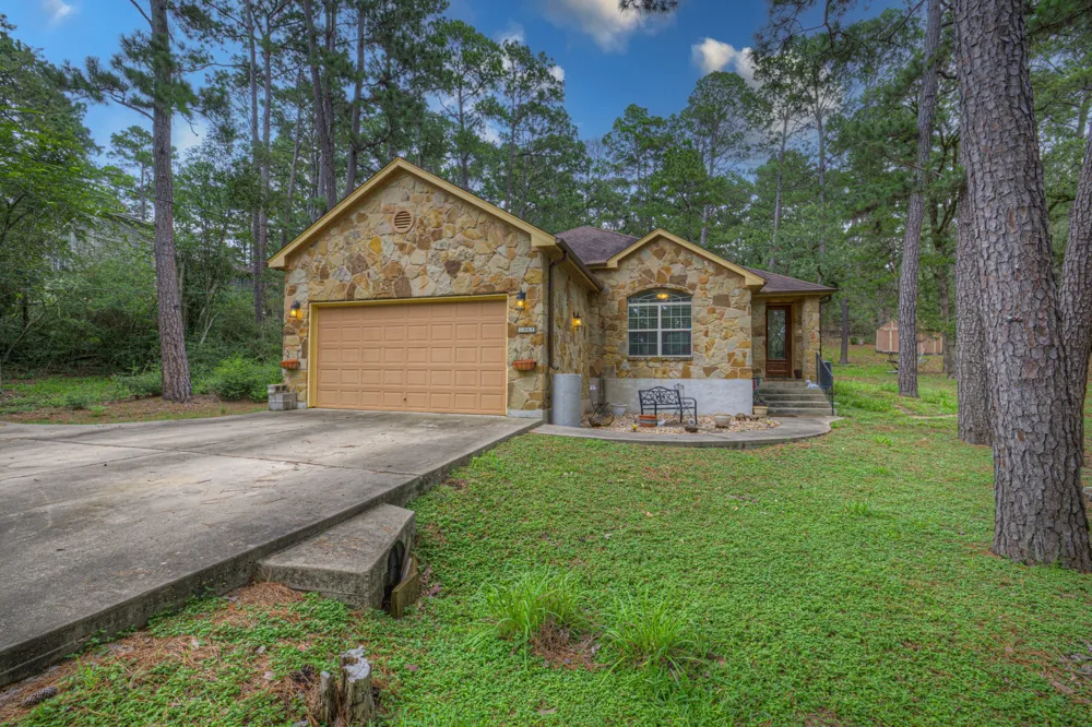 107 Nanakuli Bastrop, TX 78602