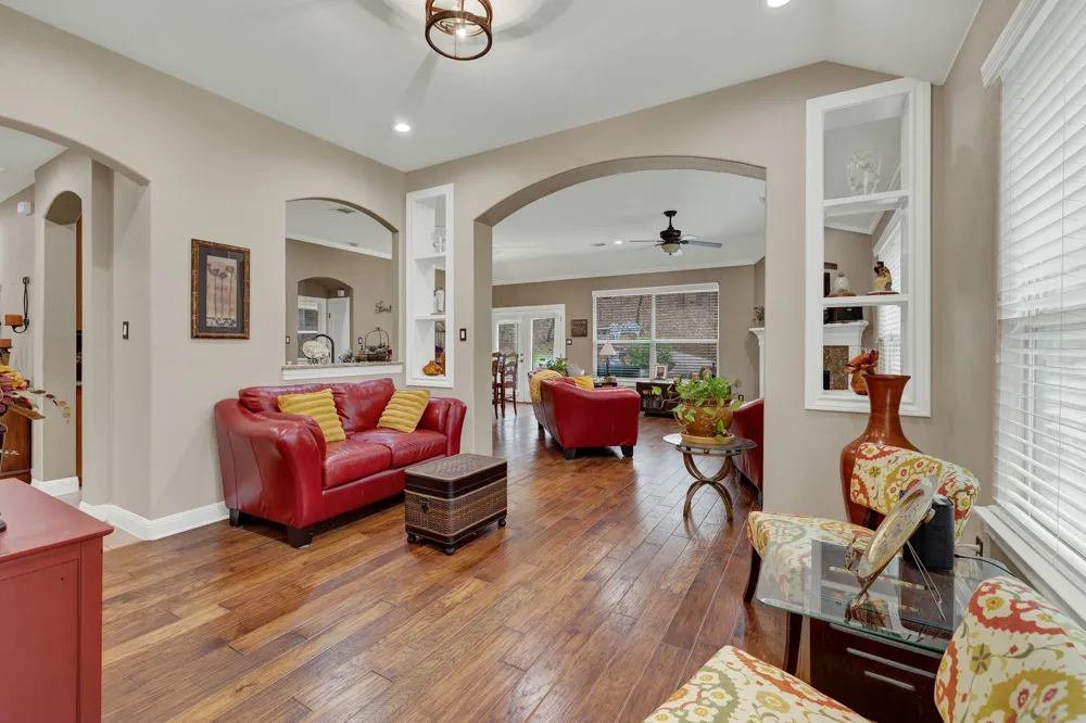 107 Nanakuli Bastrop, TX 78602