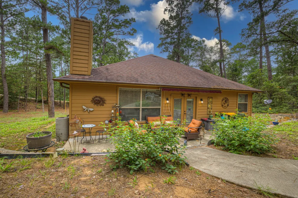 107 Nanakuli Bastrop, TX 78602