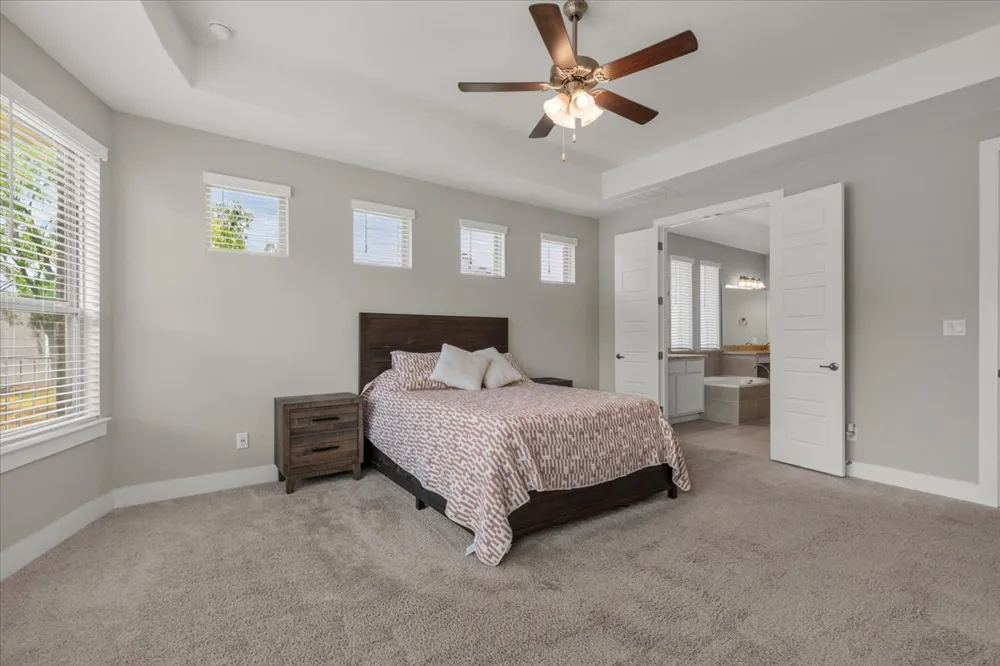 320 Raptor Beak Way Cedar Creek, TX 78612